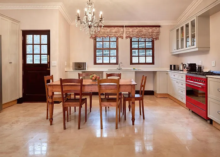 Bergview Farm Cottage By First Private Stays